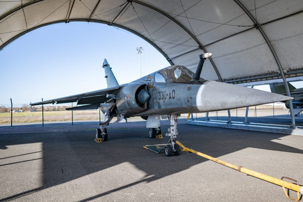Avion Mirage 2000
